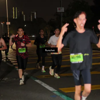 Runner Photo 5639354