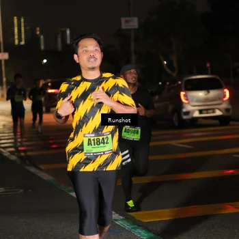 Runner Photo 5639376
