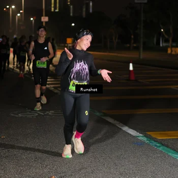 Runner Photo 5640083