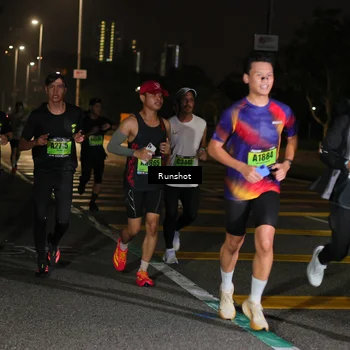 Runner Photo 5640111