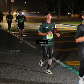 Runner Photo 5640201