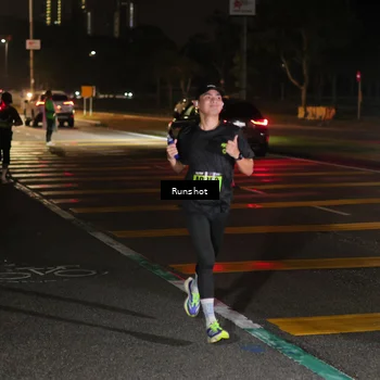 Runner Photo 5640219