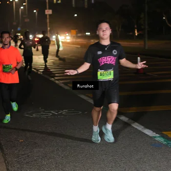 Runner Photo 5640261