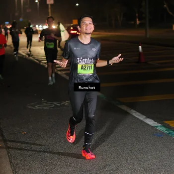 Runner Photo 5640275