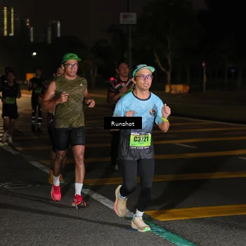 Runner Photo 5640354