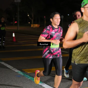 Runner Photo 5640377
