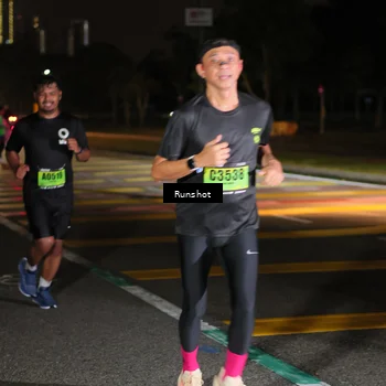 Runner Photo 5640441