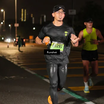 Runner Photo 5640478