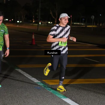 Runner Photo 5640543