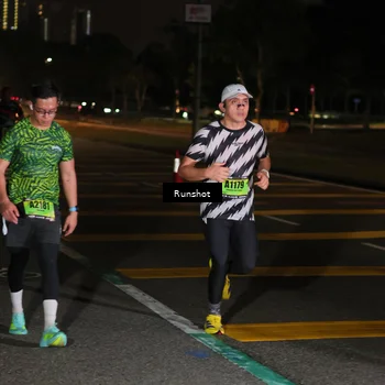 Runner Photo 5640544