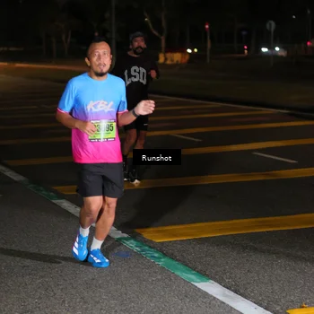 Runner Photo 5640565