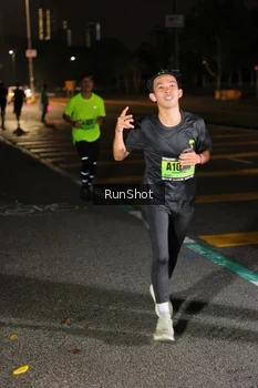 Runner Photo 5640600