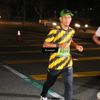 Runner Photo 5640723