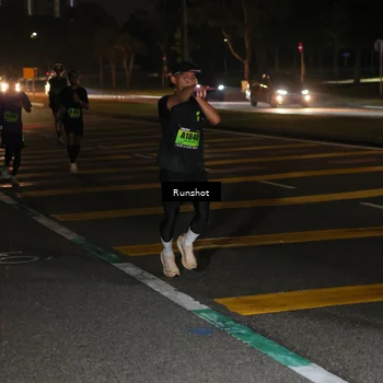 Runner Photo 5640771