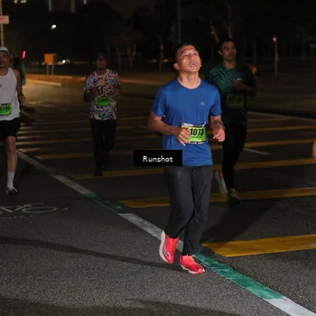 Runner Photo 5640904