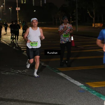 Runner Photo 5640910