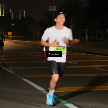 Runner Photo 5641000
