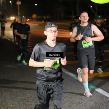 Runner Photo 5641089