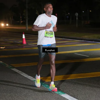 Runner Photo 5641113
