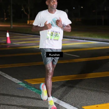Runner Photo 5641120