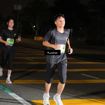 Runner Photo 5641200