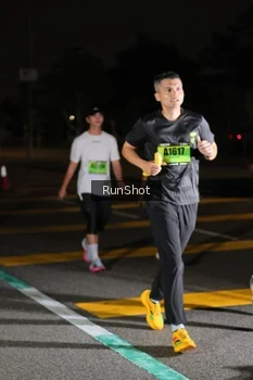 Runner Photo 5641392