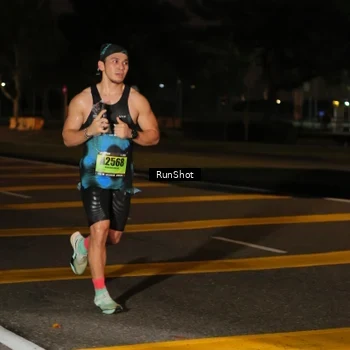 Runner Photo 5641400