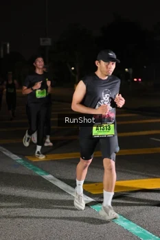 Runner Photo 5641410
