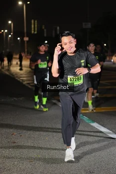 Runner Photo 5641685