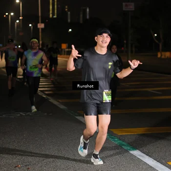 Runner Photo 5641753