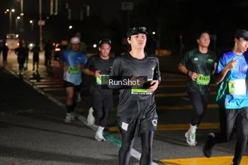 Runner Photo 5642011