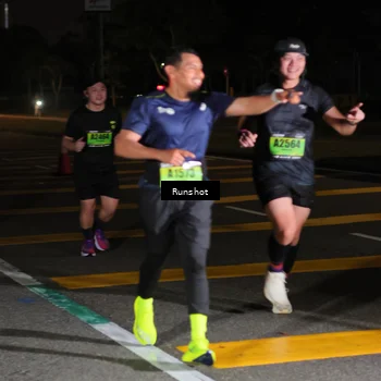 Runner Photo 5642072