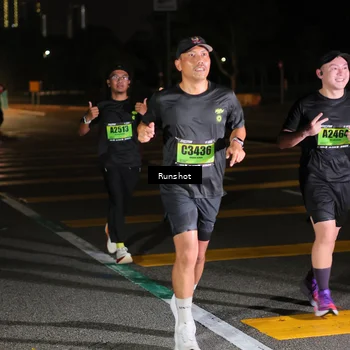 Runner Photo 5642096