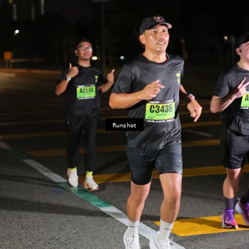 Runner Photo 5642104