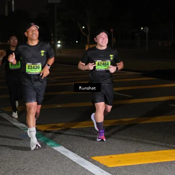 Runner Photo 5642112
