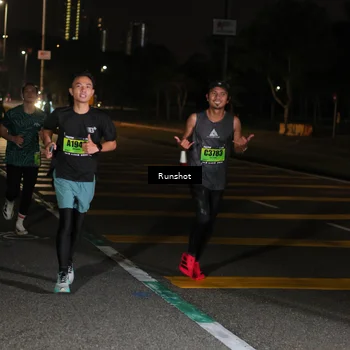 Runner Photo 5642137