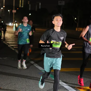 Runner Photo 5642151