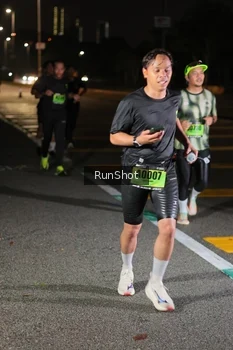 Runner Photo 5642340