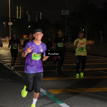Runner Photo 5642443