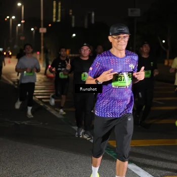 Runner Photo 5642449