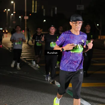 Runner Photo 5642452
