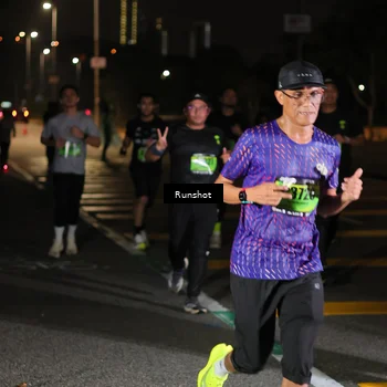 Runner Photo 5642453