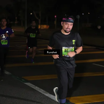 Runner Photo 5642671