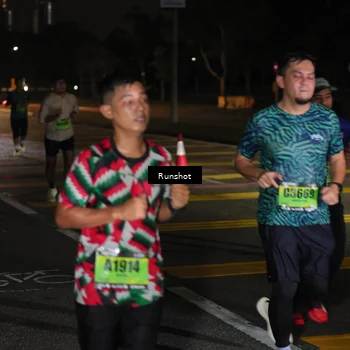 Runner Photo 5642863
