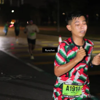Runner Photo 5642869