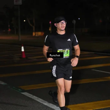 Runner Photo 5642925