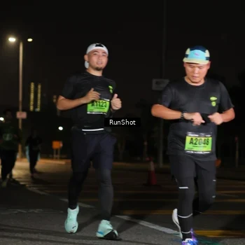Runner Photo 5643074