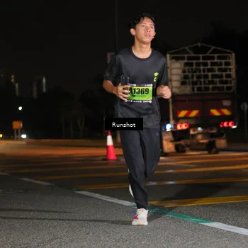 Runner Photo 5643173