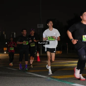 Runner Photo 5643190