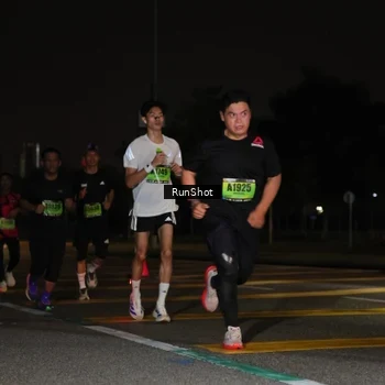 Runner Photo 5643192